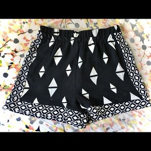 H&M Conscious White Diamond Print Black Shorts